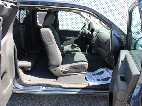 Used 2017 Nissan Frontier Desert Runner image 15