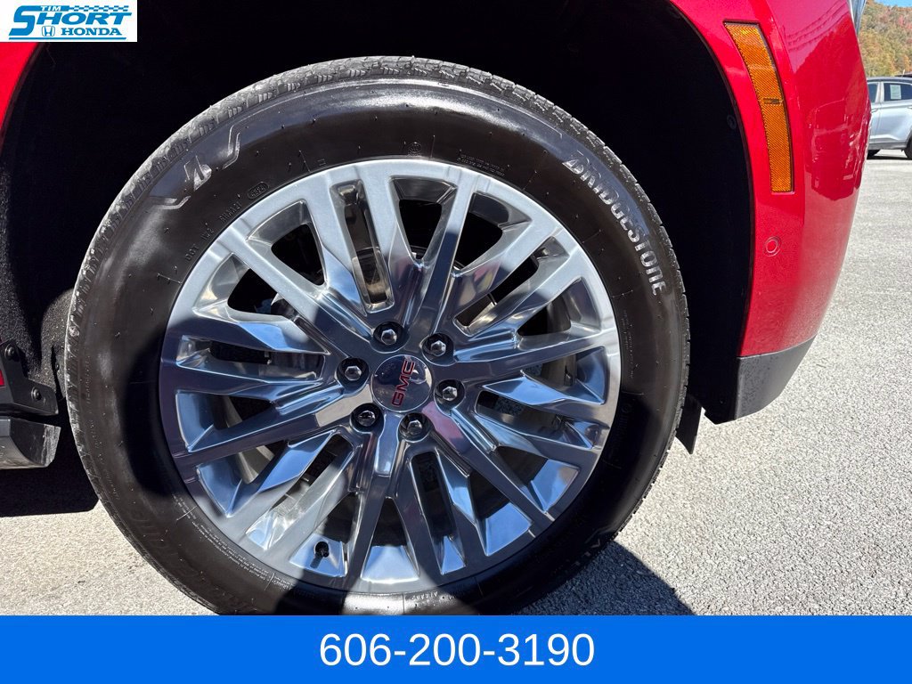 Used 2025 GMC Yukon Denali w/ Sun & Power Step Package AWD/4WD image 4
