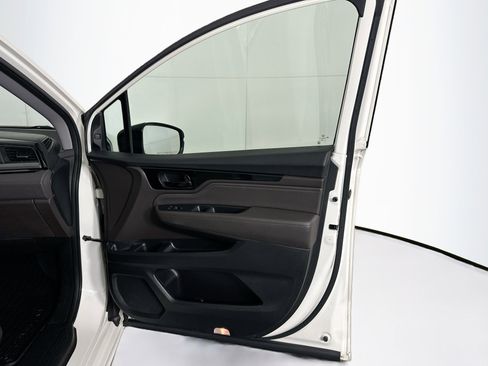 Used 2019 Honda Odyssey Elite image 34