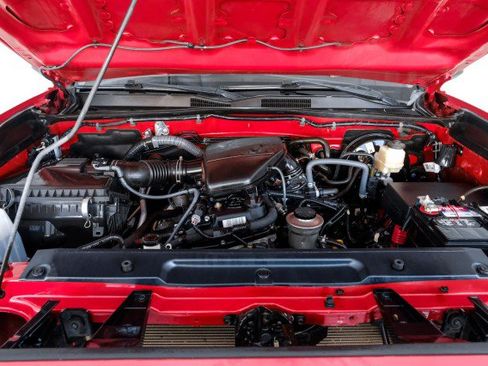 Used 2018 Toyota Tacoma SR RWD image 54