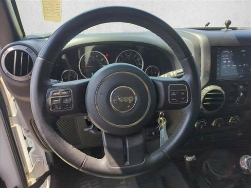 Used 2017 Jeep Wrangler Unlimited Sport AWD/4WD image 23