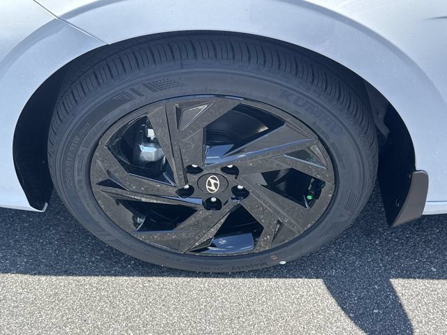 New 2026 Hyundai Elantra Sport FWD image 13