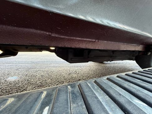 Used 2011 Ford F250 Lariat w/ Chrome Pkg image 38