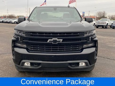 Certified 2019 Chevrolet Silverado 1500 RST image 2