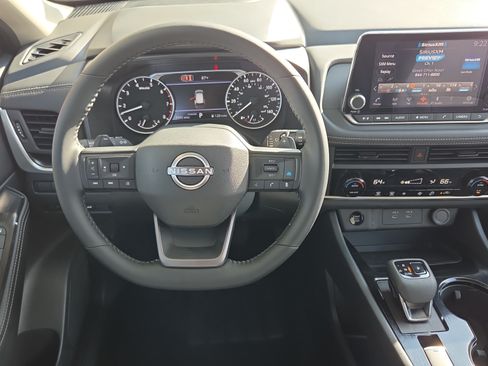 Used 2026 Nissan Rogue SV FWD image 24
