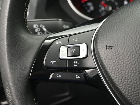 Used 2021 Volkswagen Tiguan S image 13