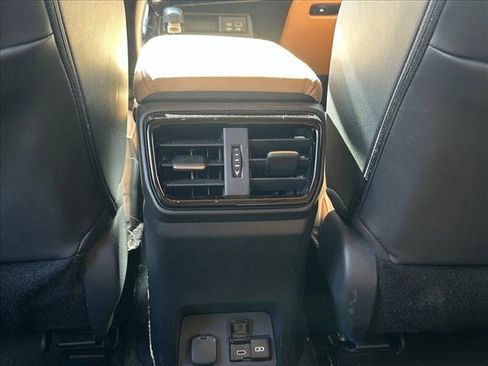 Used 2024 Lexus NX 250 FWD image 26