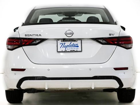 Used 2024 Nissan Sentra SV FWD image 5