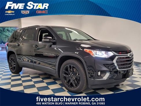 Used 2020 Chevrolet Traverse LT w/ LPO, Black Accent Package image 1