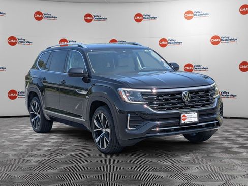 Used 2024 Volkswagen Atlas SEL Premium R-Line AWD/4WD image 3