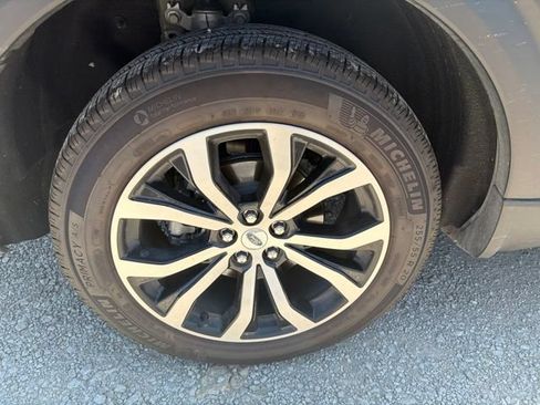Used 2025 Ford Explorer ST-Line AWD/4WD image 20