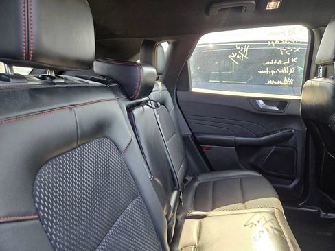 Used 2024 Ford Escape ST-Line w/ Tech Pack #1 FWD image 13