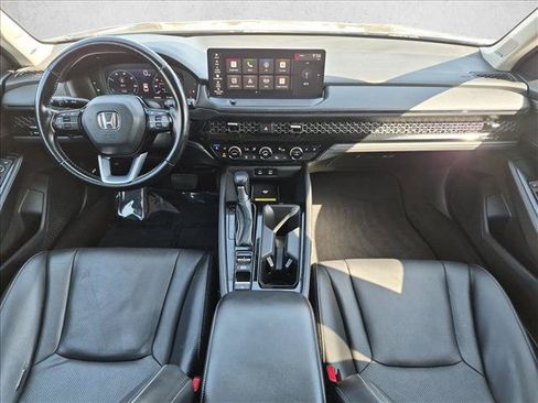Used 2023 Honda Accord Touring image 18