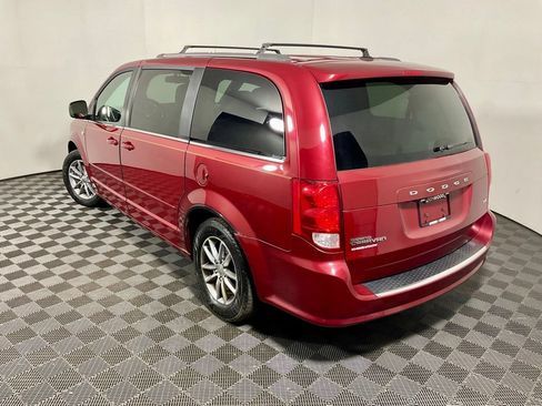Used 2014 Dodge Grand Caravan SXT FWD image 12