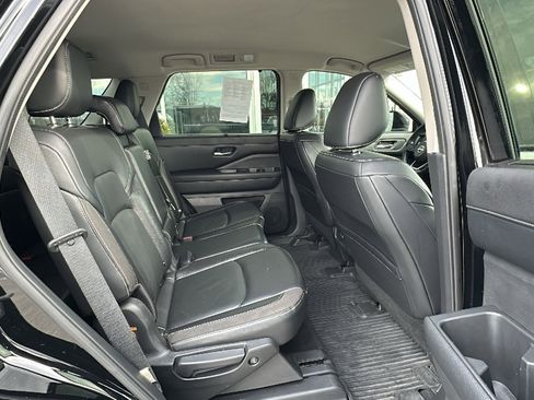 Certified 2022 Nissan Pathfinder SL image 24