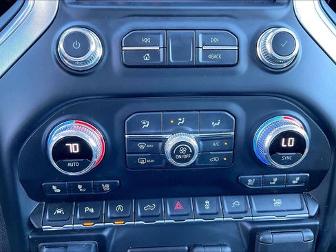 Used 2020 GMC Sierra 1500 SLT image 34