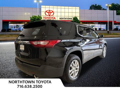 Used 2020 Chevrolet Traverse LS image 10