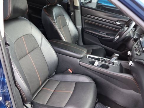 Used 2020 Nissan Altima 2.5 SR FWD image 11