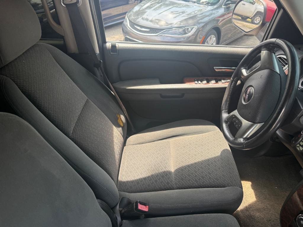 Used 2007 GMC Yukon SLE RWD image 10