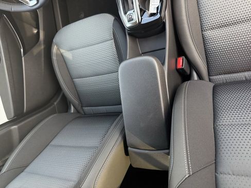 New 2026 Chevrolet Trax LT w/ Sunroof Package image 47