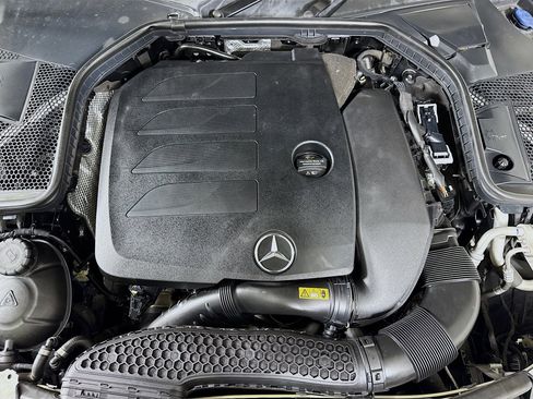 Used 2021 Mercedes-Benz C 300 Sedan image 39