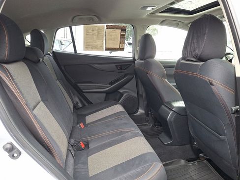 Used 2021 Subaru Crosstrek 2.0i Premium w/ Moonroof Package image 15