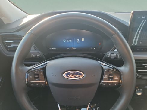 Used 2023 Ford Escape Active w/ Tech Pack #2 FWD image 23