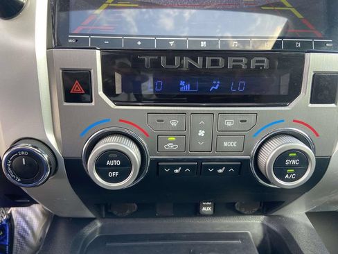 Used 2018 Toyota Tundra Limited AWD/4WD image 25