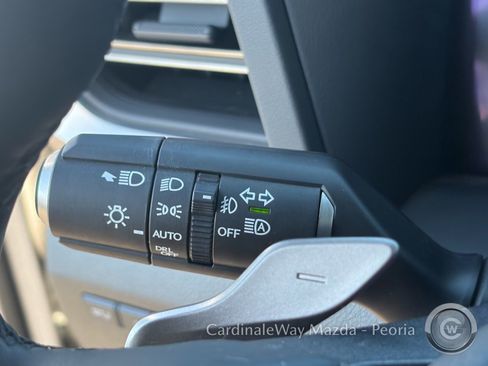 Used 2025 Lexus GX 550 AWD/4WD image 19
