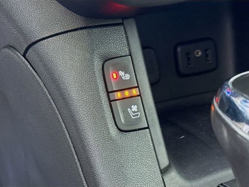 Used 2019 GMC Acadia Denali w/ Technology Package image 21