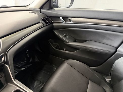 Used 2019 Honda Accord LX image 23