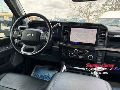 Used 2023 Ford F250 Lariat w/ Lariat Ultimate Package AWD/4WD image 18