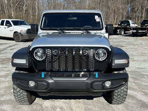Used 2023 Jeep Wrangler Unlimited image 3