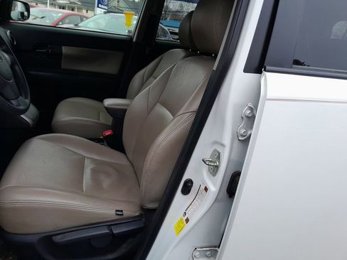 Used 2015 Scion xB FWD image 14
