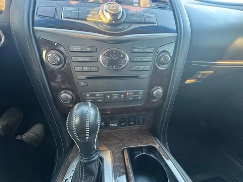 Used 2015 INFINITI QX80 Luxe w/ 22" Wheel Package image 27