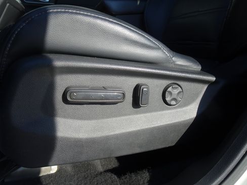 Used 2017 Honda CR-V EX-L image 11