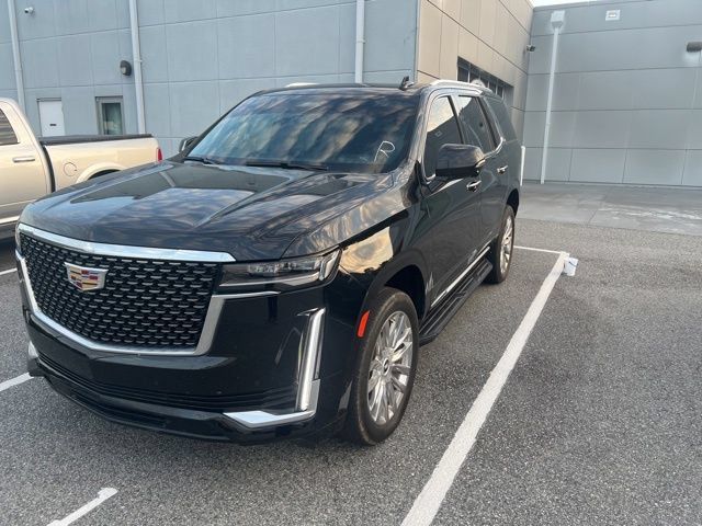 Used 2024 Cadillac Escalade Premium Luxury AWD/4WD image 4