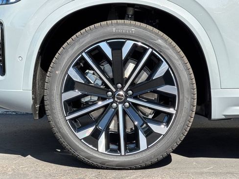 New 2026 Volvo XC90 B6 Ultra image 26