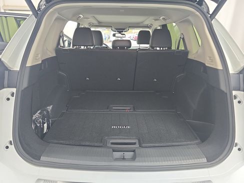 New 2026 Nissan Rogue Platinum w/ Tech Package AWD/4WD image 12