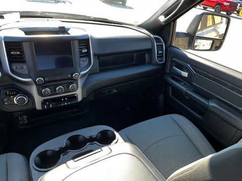 Used 2024 RAM 2500 Big Horn w/ Bed Utility Group image 13