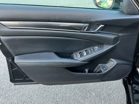 Used 2019 Honda Accord Sport image 21