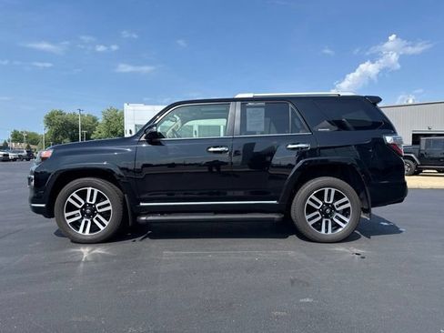 Used 2023 Toyota 4Runner Limited AWD/4WD image 4