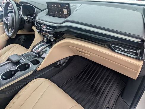 Used 2024 Acura MDX FWD image 15