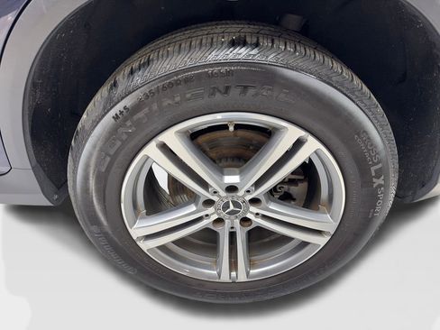 Used 2022 Mercedes-Benz GLC 300 4MATIC w/ Premium Package Lite image 74