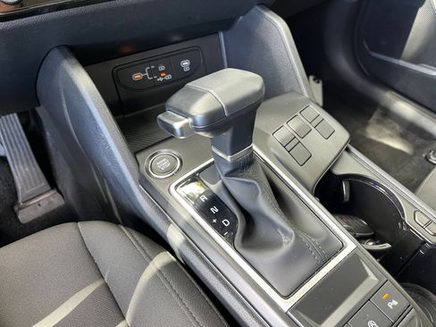 Used 2026 Kia Sportage LX FWD image 40