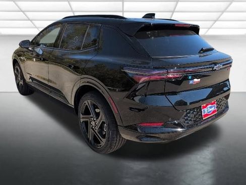 New 2026 Chevrolet Equinox EV RS image 2