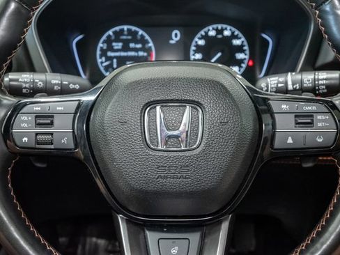 Used 2025 Honda Pilot TrailSport image 13