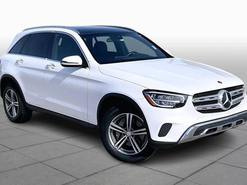 Used 2020 Mercedes-Benz GLC 300 4MATIC image 3