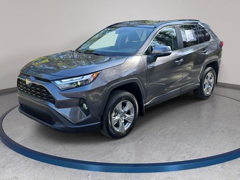 Used 2025 Toyota RAV4 XLE w/ Convenience Package image 1