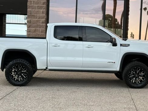 Used 2023 GMC Sierra 1500 AT4 w/ AT4 Premium Package AWD/4WD image 14